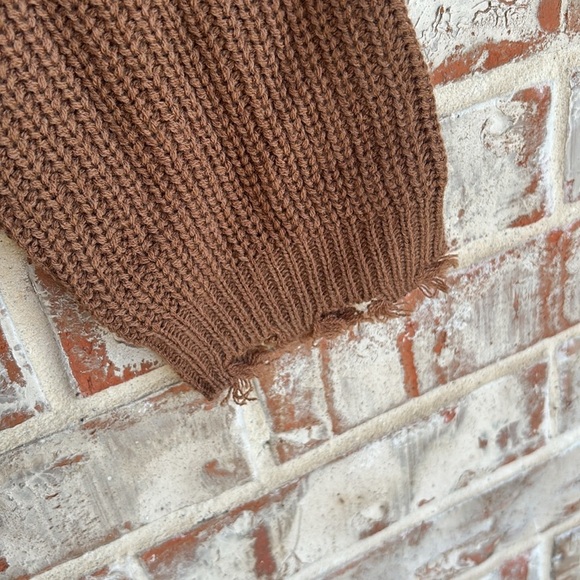 Rue 21+ Camel Color Ribbed Knit V-Neck Button Sweater - Picture 5 of 9